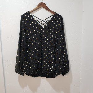{torrid} Black Shear Sleeve Moon Micro Pattern Top